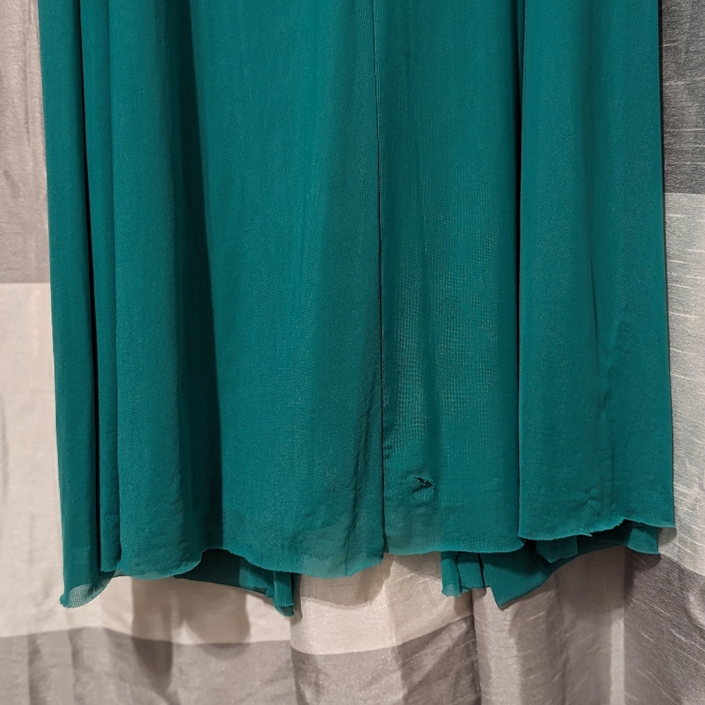 One by Eight Formal Gown Size 8, Teal with Colored Gems Prom - Picture 4 of 14